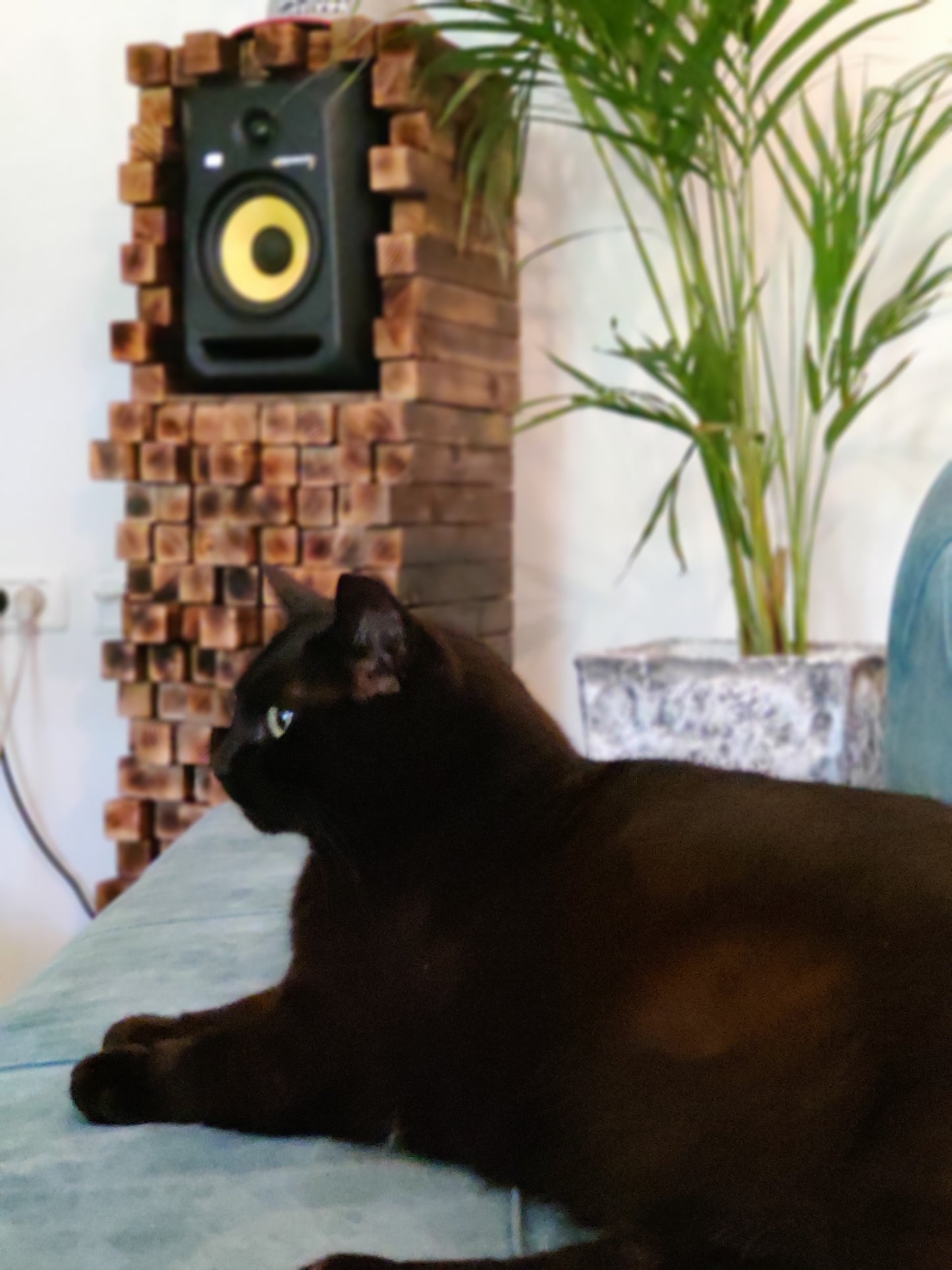 Babylon Skyscraper Monitors Stands