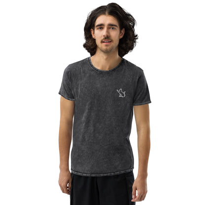 The Cat In The Heart denim t-shirt – black, front view (2)