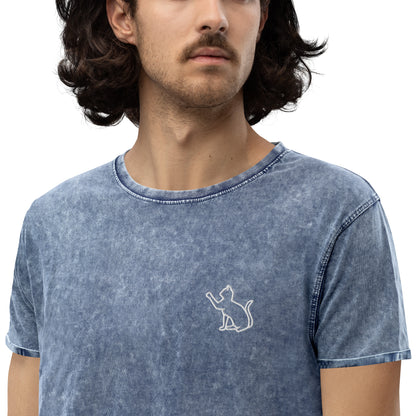 The Cat In The Heart denim t-shirt – blue, zoomed in view (3)